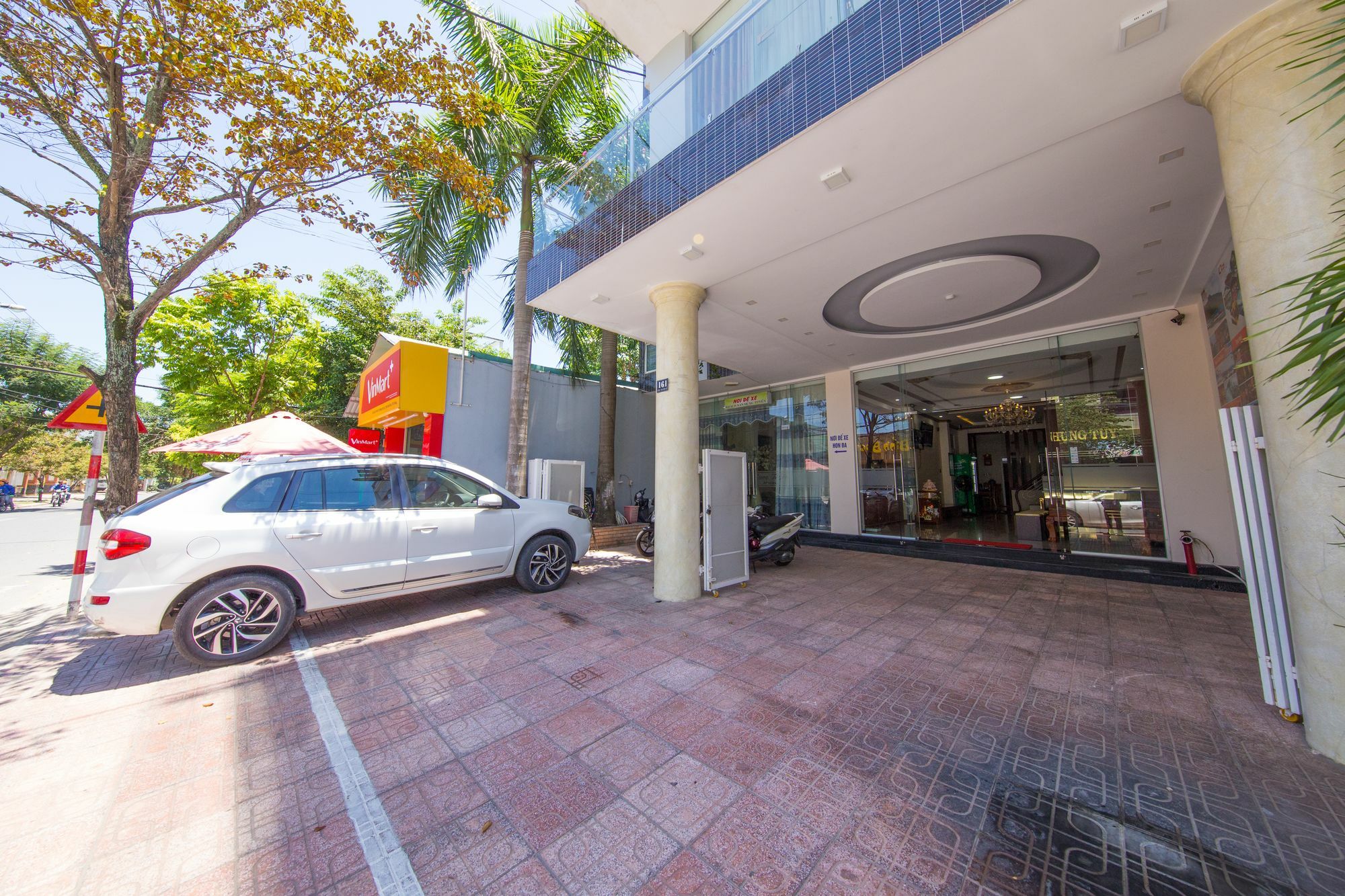 Hung Tuyen Hotel Дананг Экстерьер фото